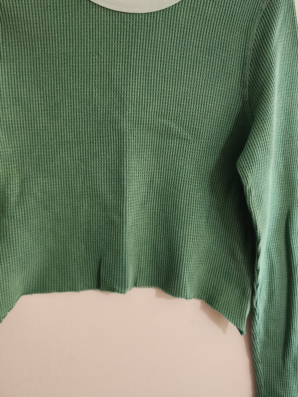 American Eagle Green Thermal Waffle Knit Long Sleeve Crop Top Size Large - Picture 2 of 4